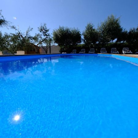 Tenuta Con Due Abitazioni Indipendenti Мартина-Франка Экстерьер фото
