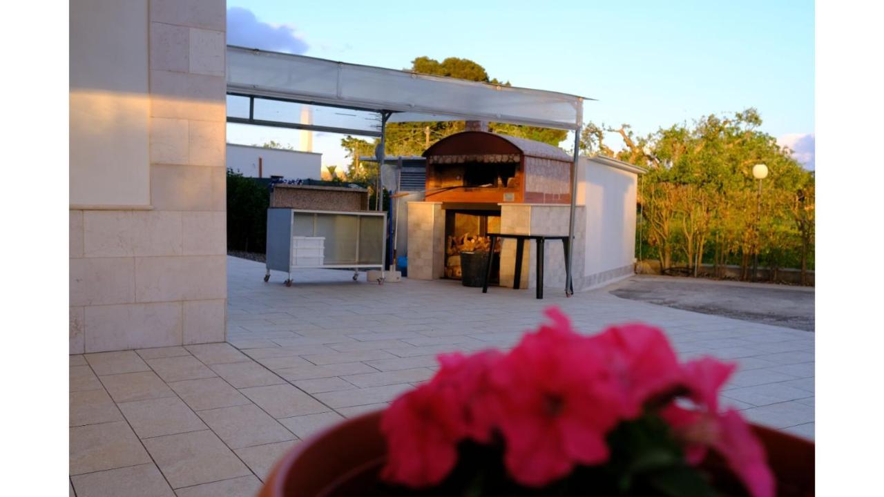 Tenuta Con Due Abitazioni Indipendenti Мартина-Франка Экстерьер фото