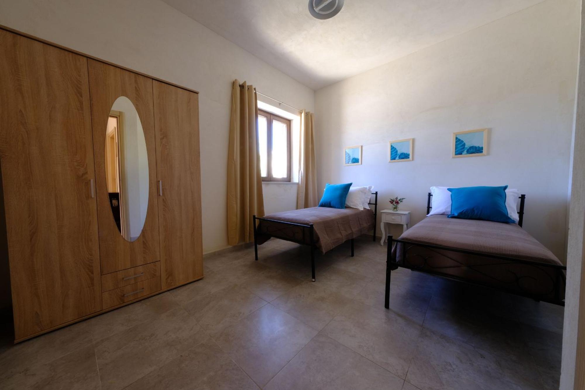 Tenuta Con Due Abitazioni Indipendenti Мартина-Франка Экстерьер фото